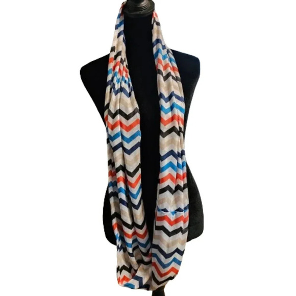 Chevron Zig-Zag Infinity Scarf - Picture 2 of 4